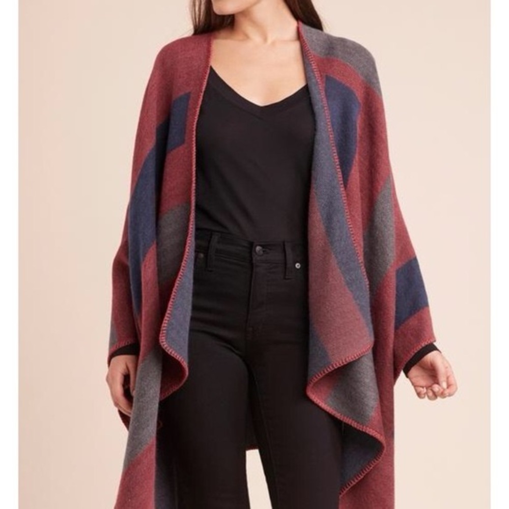 BB Dakota Plaid Blanket Shawl
